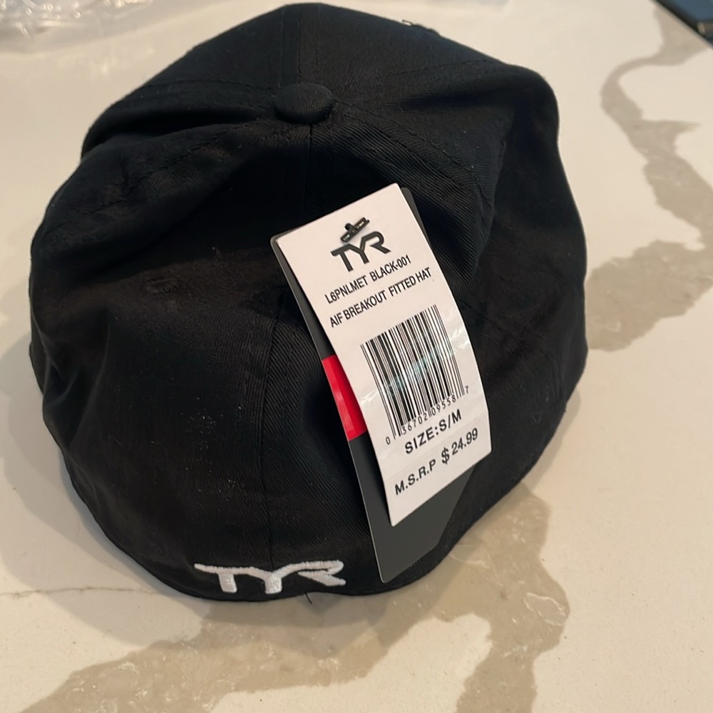 Hat - Picture 2 of 5